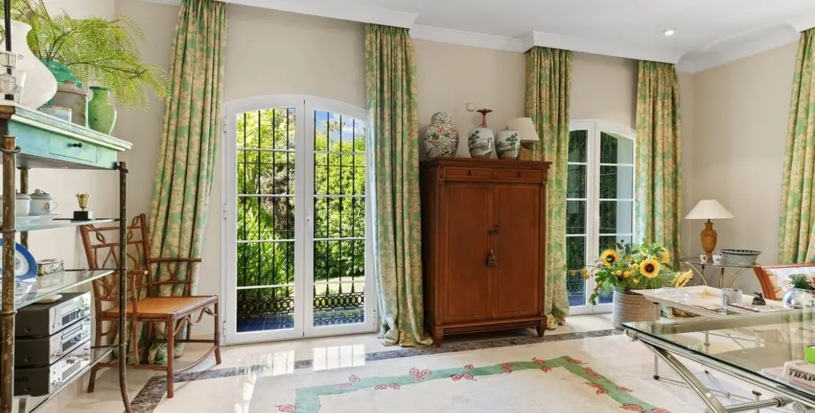 Venta de villa independiente en Bahía de Marbella 22
