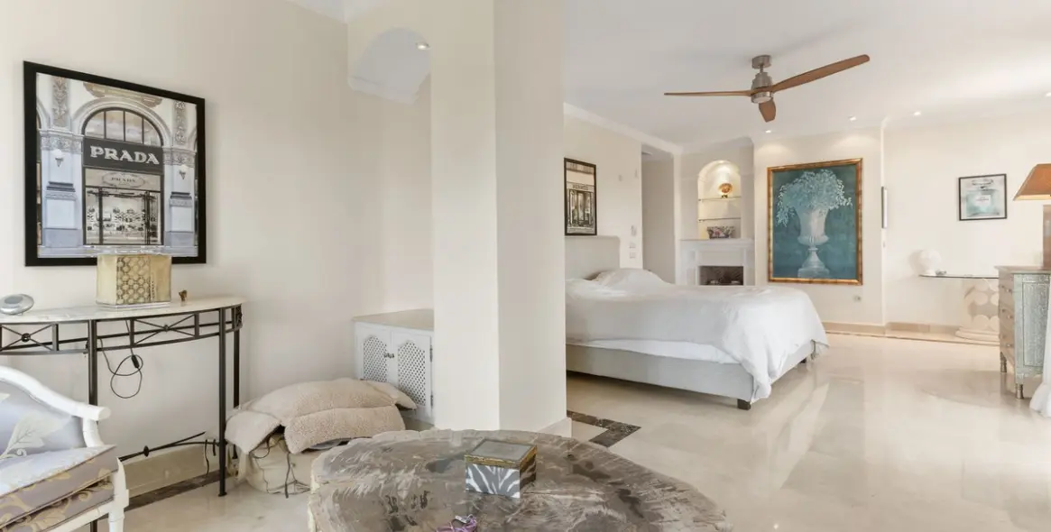 Venta de villa independiente en Bahía de Marbella 29