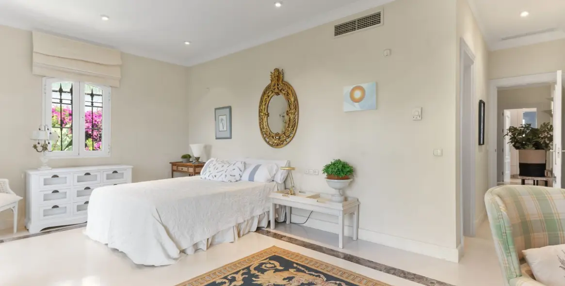 Venta de villa independiente en Bahía de Marbella 44