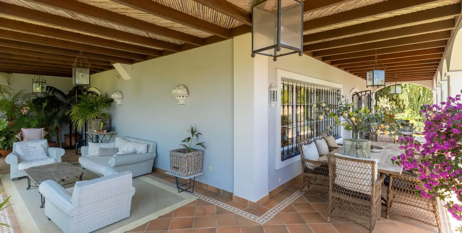 Продажа  отдельно стоящей виллы в Bahía de Marbella 9