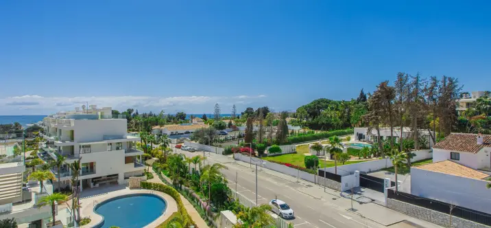 Venta de ático dúplex en Puerto Banús 0