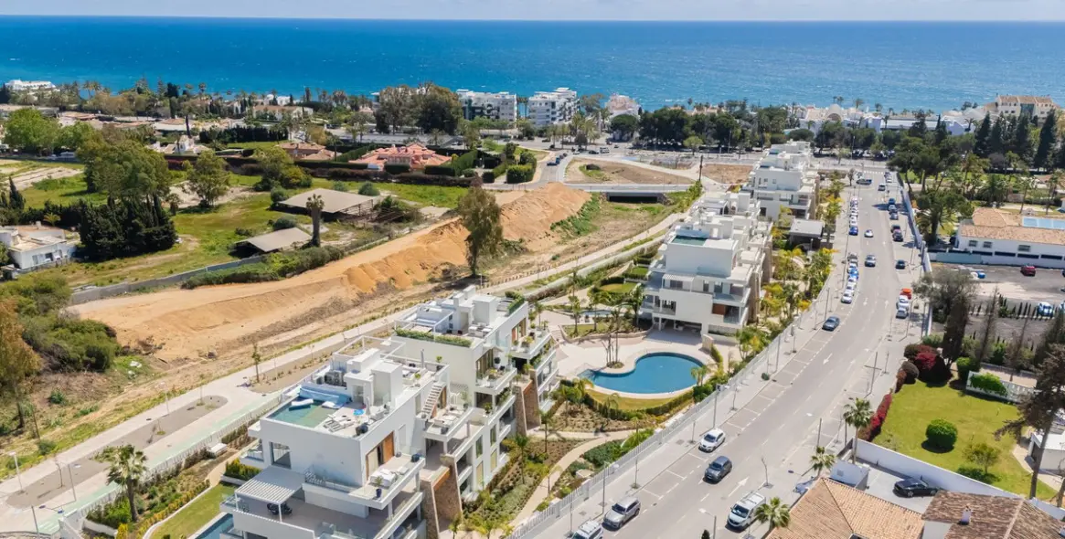 Venta de ático dúplex en Puerto Banús 64