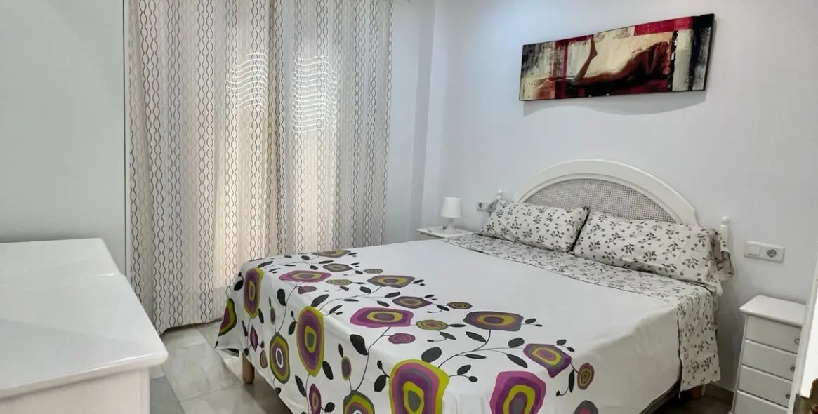 Short-term rent of middle floor apartment in Puerto Banús 7