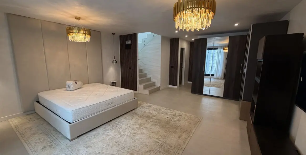 Short-term rent of semi-detached house in Atalaya 9