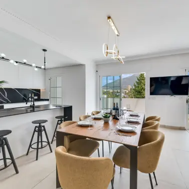 Short-term rent of middle floor apartment in Nueva Andalucía