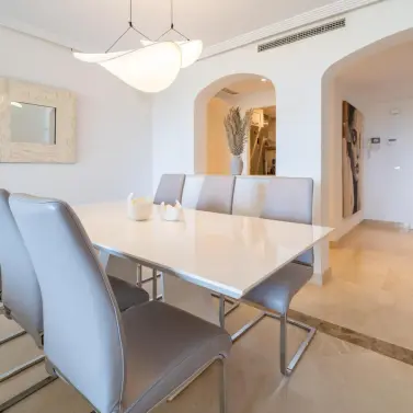 Long-term rent of middle floor apartment in Benahavís