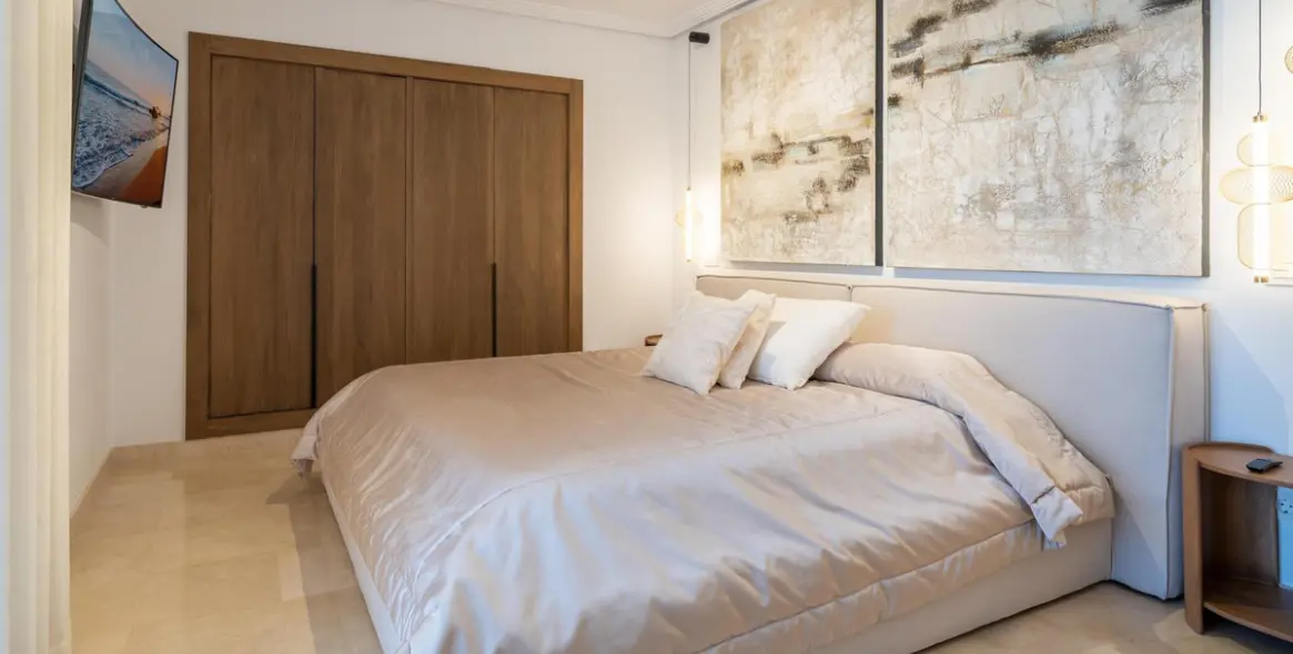Long-term rent of middle floor apartment in Benahavís 5