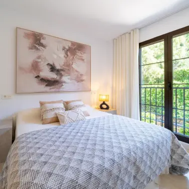 Long-term rent of middle floor apartment in Benahavís