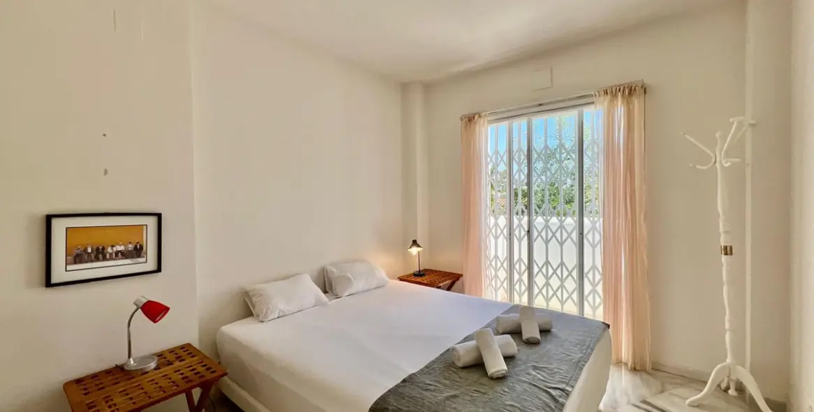 Продажа апартаментов на среднем этаже в Elviria 4