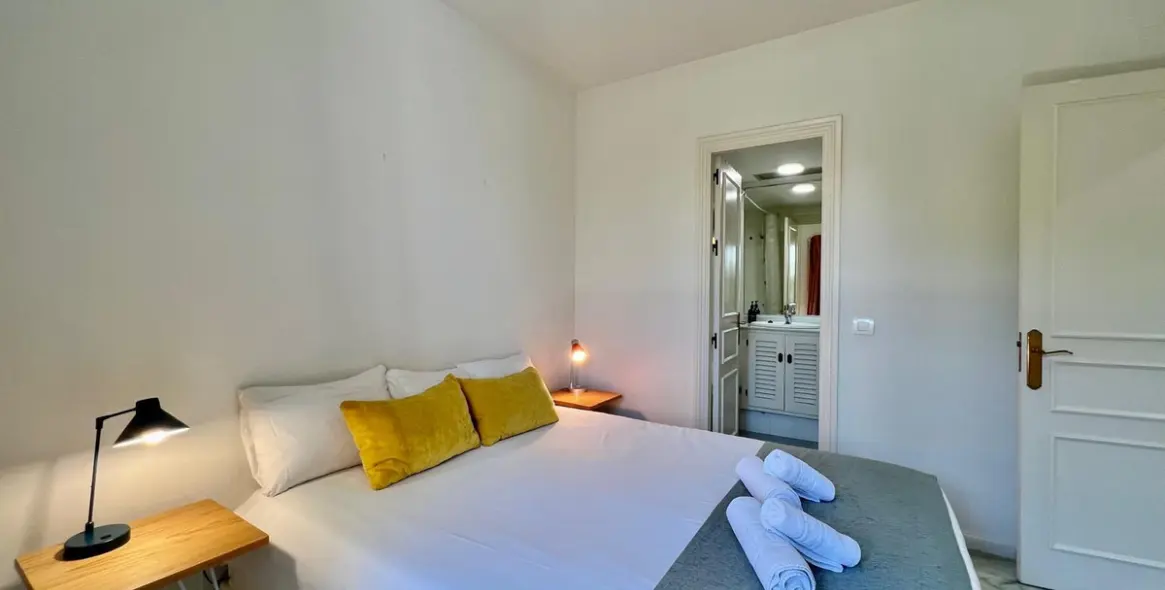 Продажа апартаментов на среднем этаже в Elviria 10