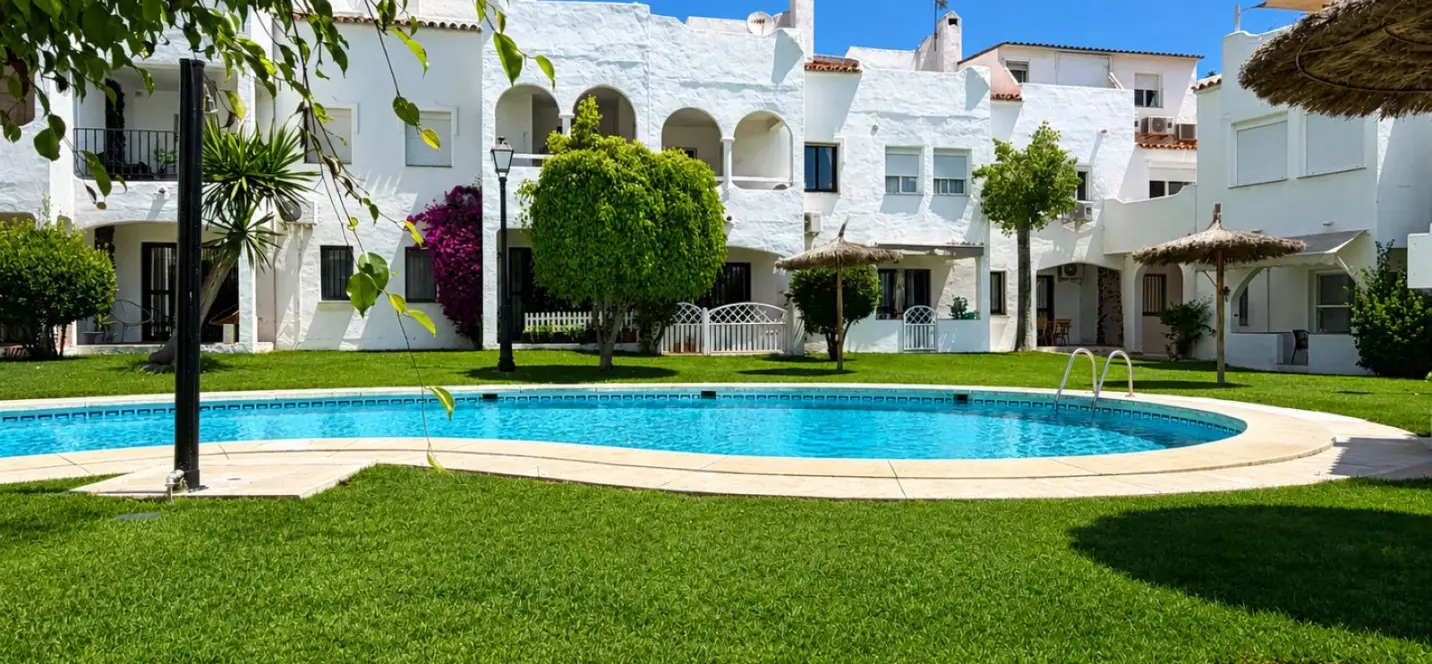 Venta de adosado en Bel Air 0