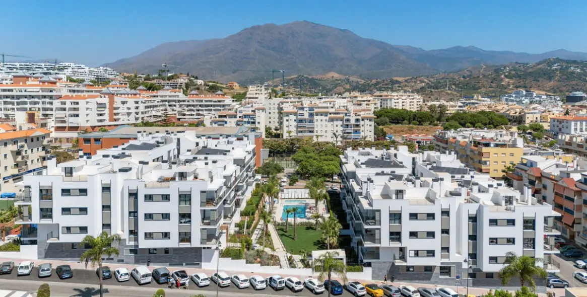 Продажа апартаментов на среднем этаже в Estepona 27