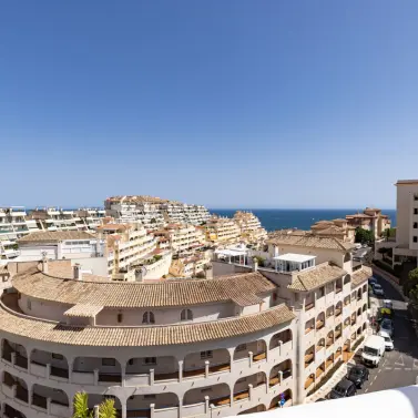 Sale of penthouse in Torrequebrada
