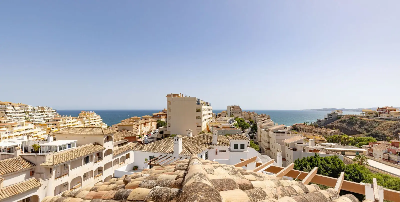 Sale of penthouse in Torrequebrada 5