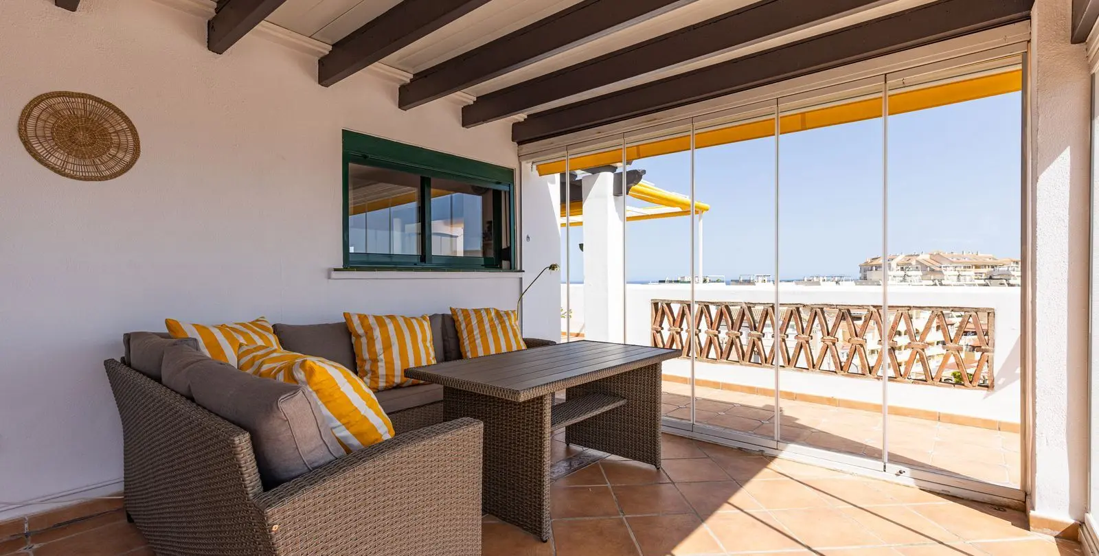 Sale of penthouse in Torrequebrada 10