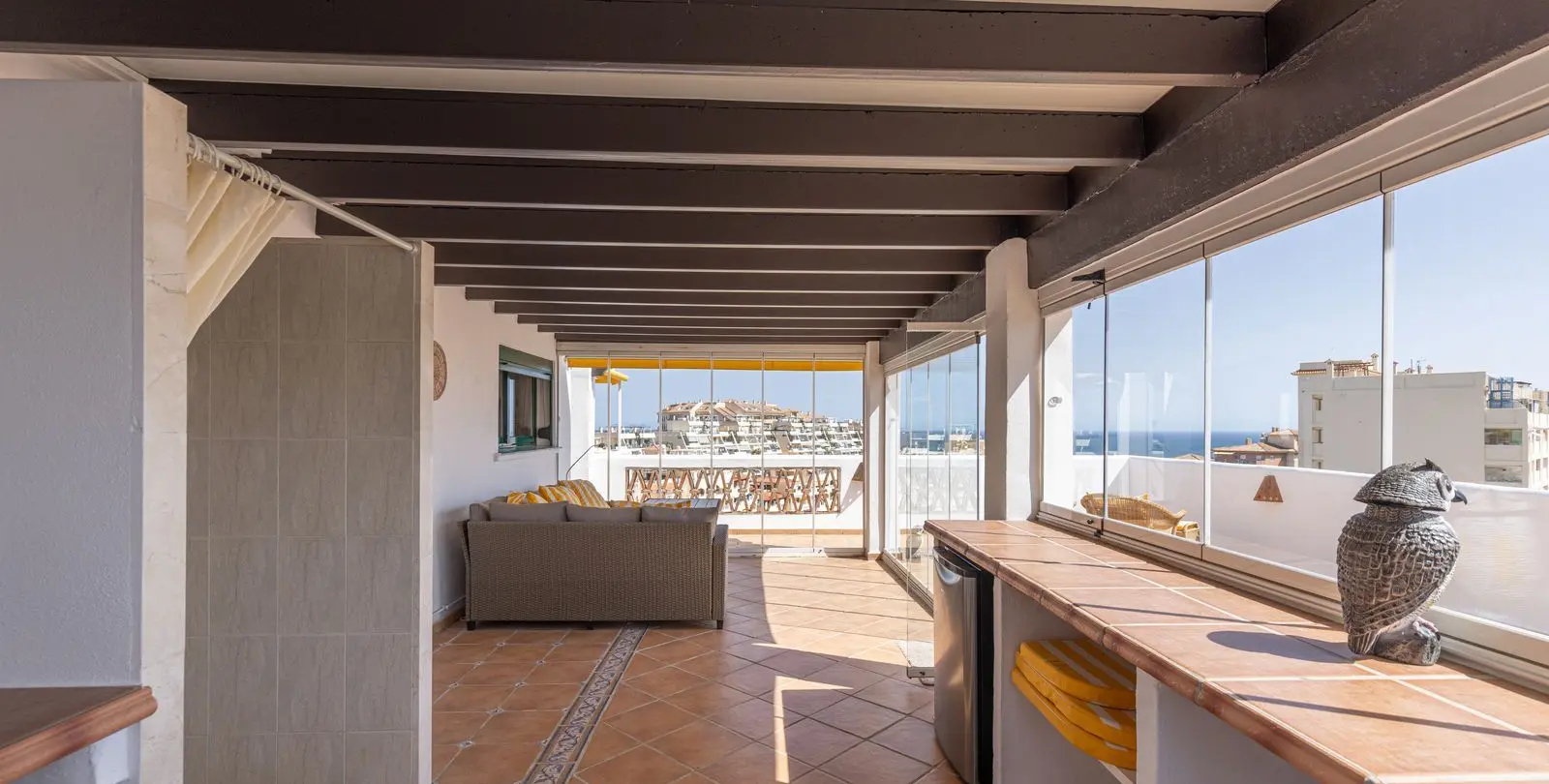 Sale of penthouse in Torrequebrada 11
