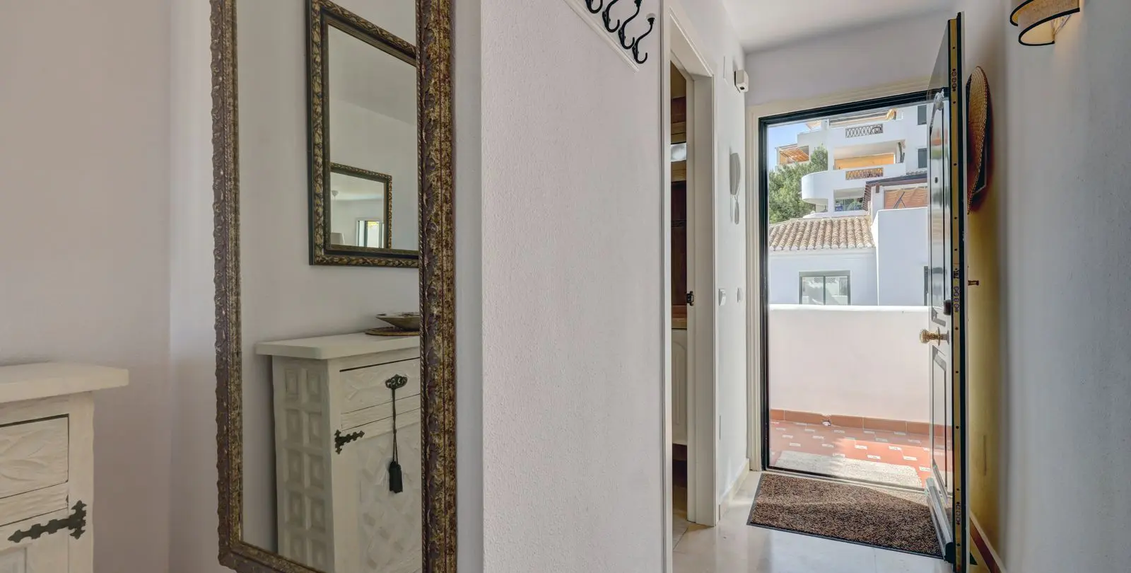 Sale of penthouse in Torrequebrada 23