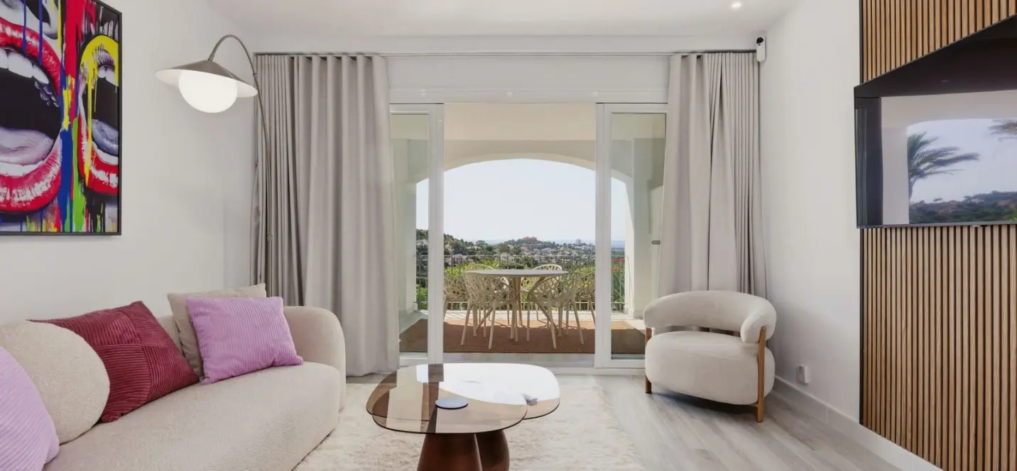 Sale of ground floor apartment in La Quinta 4