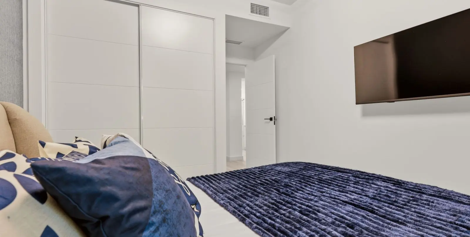 Продажа апартаментов на первом этаже в La Quinta 28