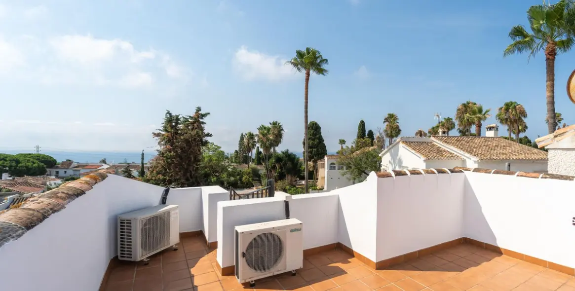 Venta de villa independiente en Calahonda 53