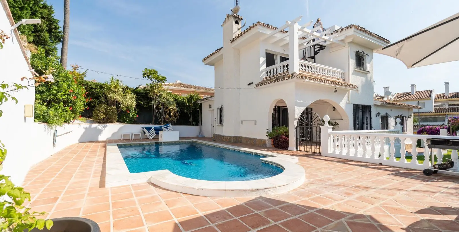 Venta de villa independiente en Calahonda 7