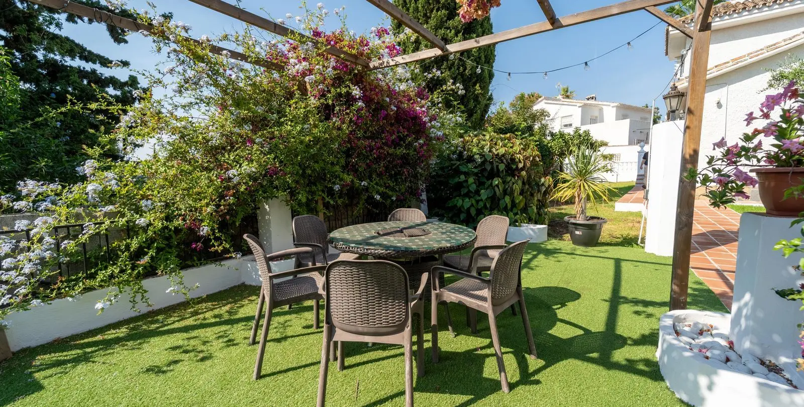 Venta de villa independiente en Calahonda 15