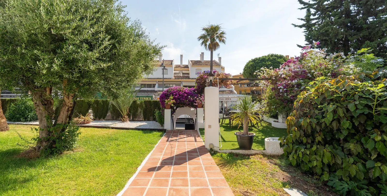 Venta de villa independiente en Calahonda 17