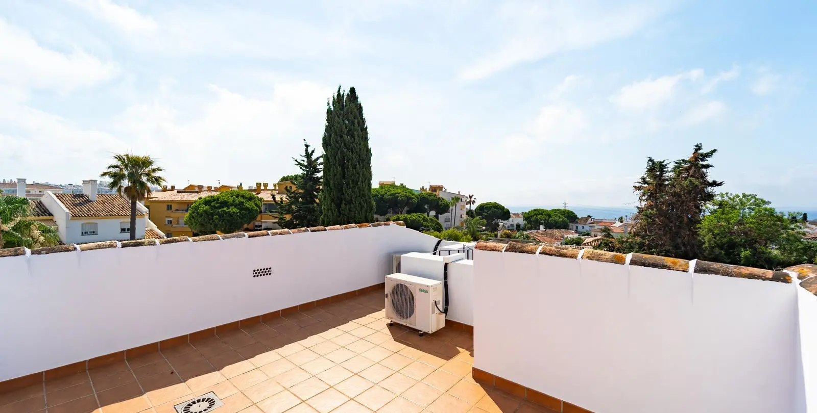 Venta de villa independiente en Calahonda 57