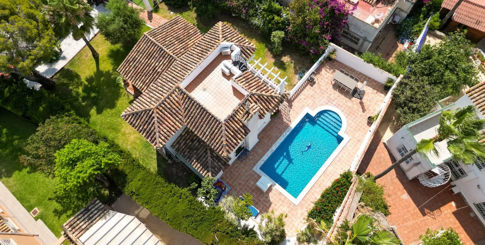 Venta de villa independiente en Calahonda 63