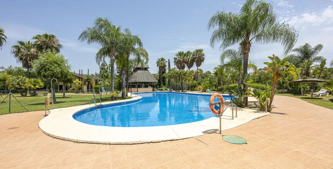 Продажа коммерческого помещения в El Paraiso 2