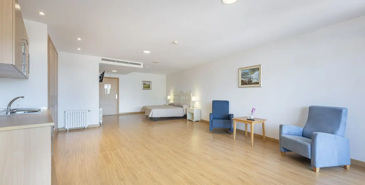 Продажа коммерческого помещения в El Paraiso 55