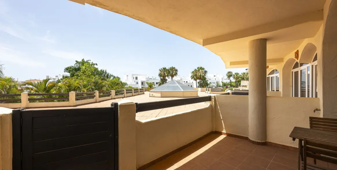 Продажа коммерческого помещения в El Paraiso 58