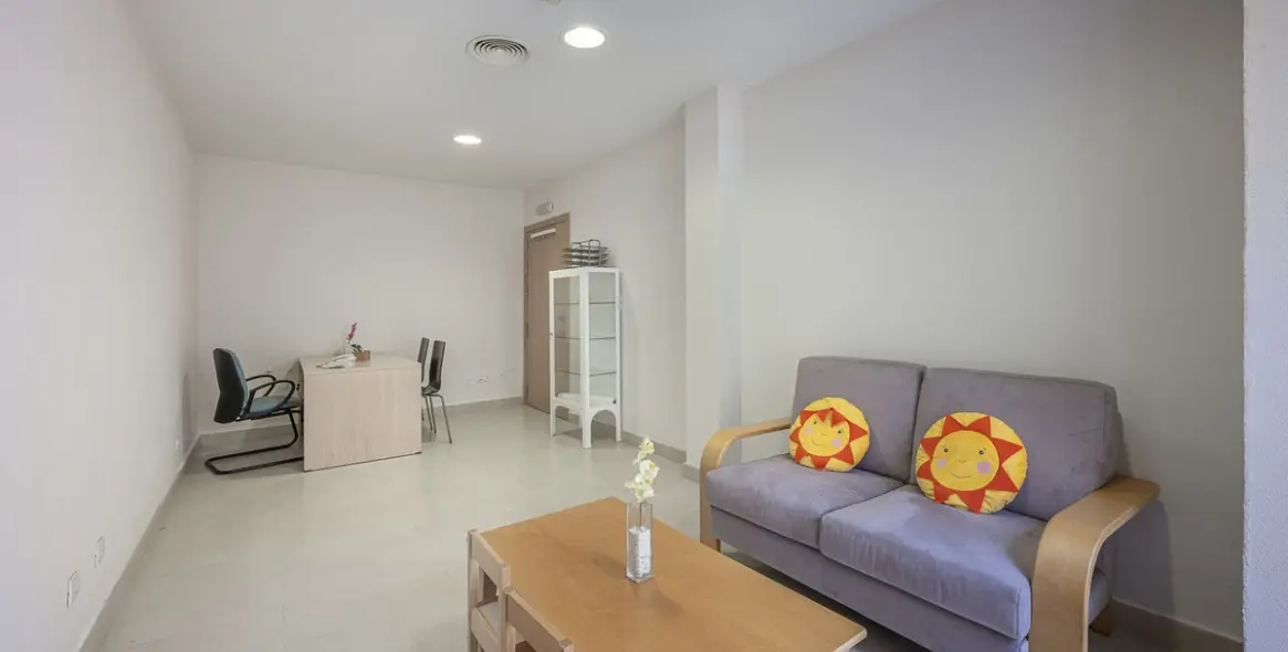 Продажа коммерческого помещения в El Paraiso 72