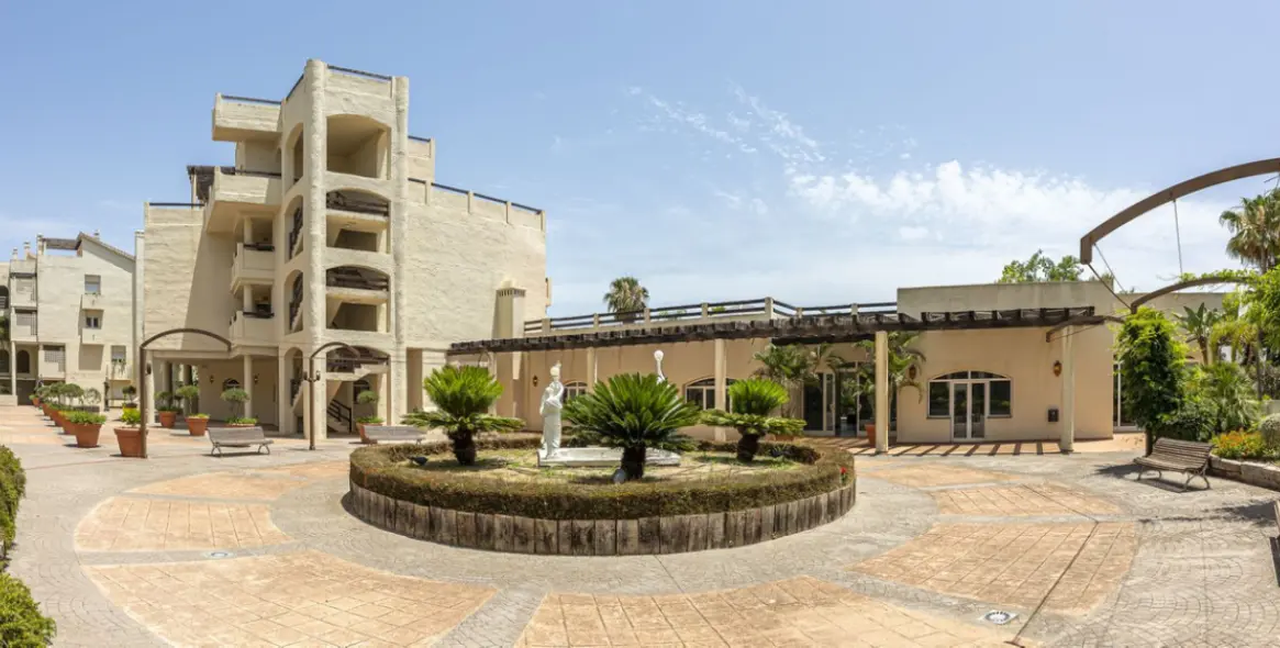 Продажа коммерческого помещения в El Paraiso 87