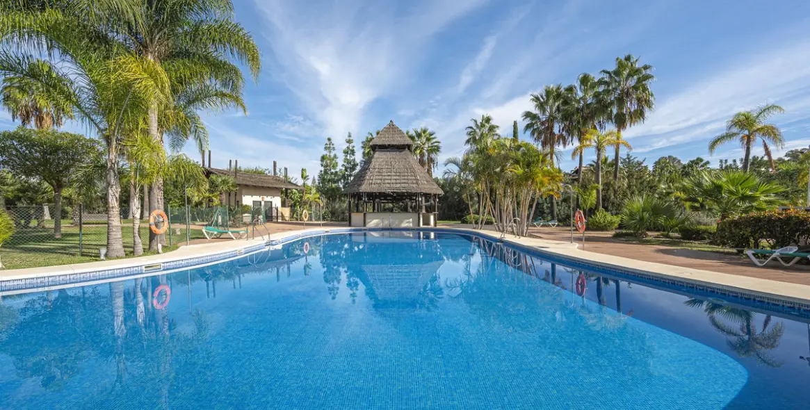 Продажа коммерческого помещения в El Paraiso 112