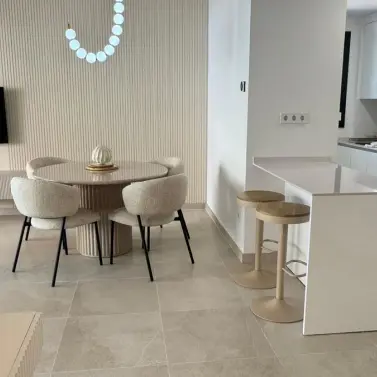 Alquiler a largo plazo de apartamento en planta baja en Estepona