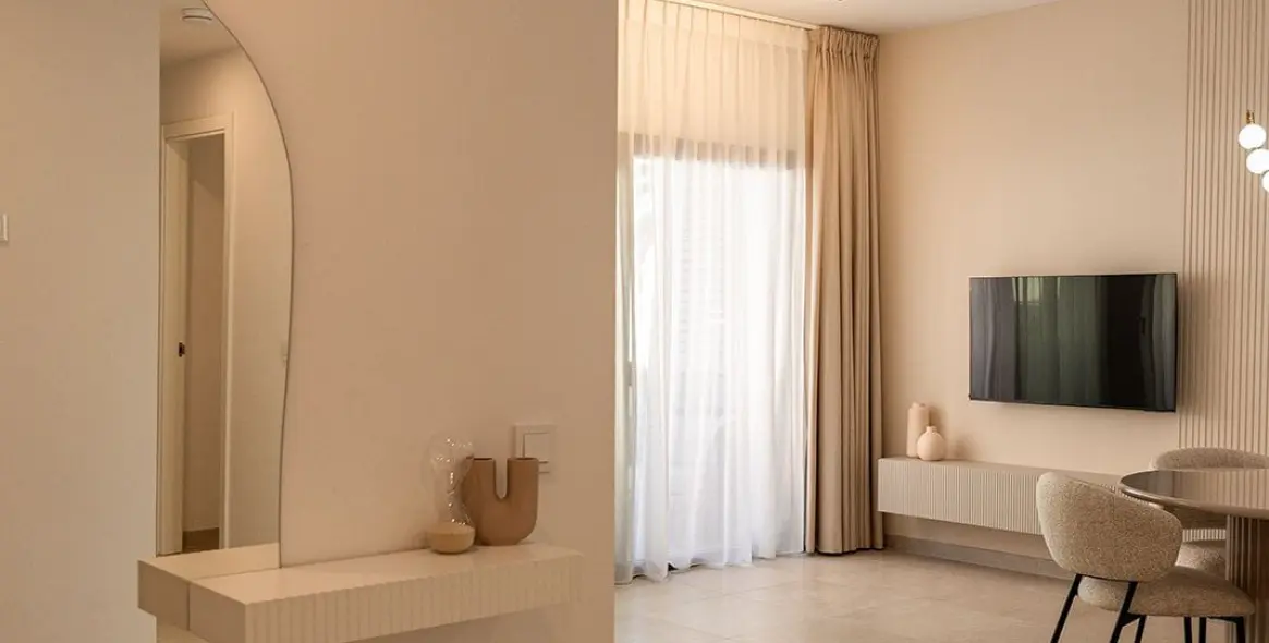 Alquiler a largo plazo de apartamento en planta baja en Estepona 6