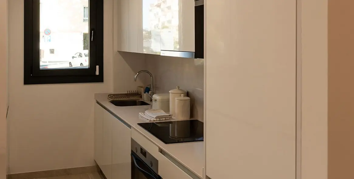 Alquiler a largo plazo de apartamento en planta baja en Estepona 11