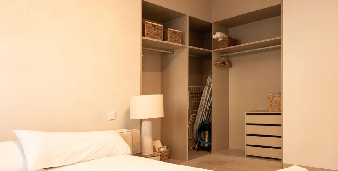 Alquiler a largo plazo de apartamento en planta baja en Estepona 13
