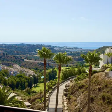Long-term rent of middle floor apartment in Calanova Golf