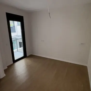 Sale of middle floor apartment in Las Lagunas