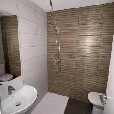 Sale of middle floor apartment in Las Lagunas