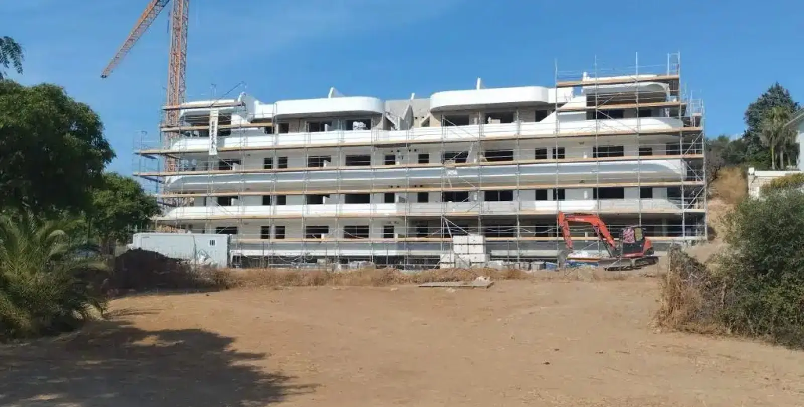 Sale of penthouse in Fuengirola 2