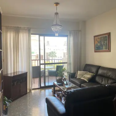 Продажа апартаментов на среднем этаже в Marbella