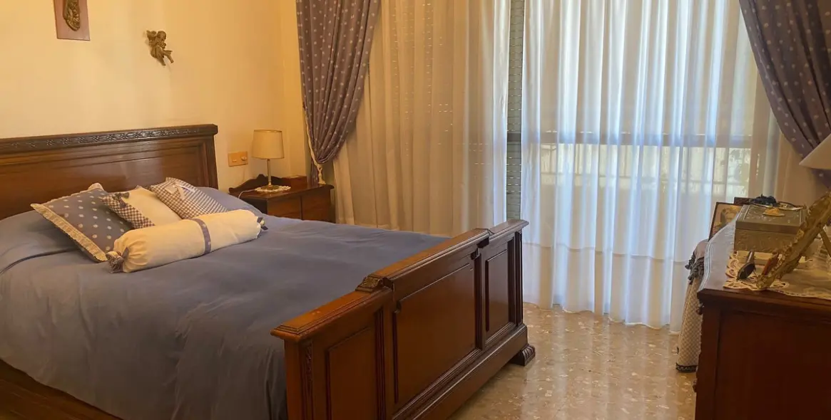 Venta de apartamento en planta media en Marbella 12