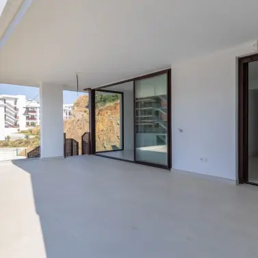 Sale of ground floor apartment in Higueron