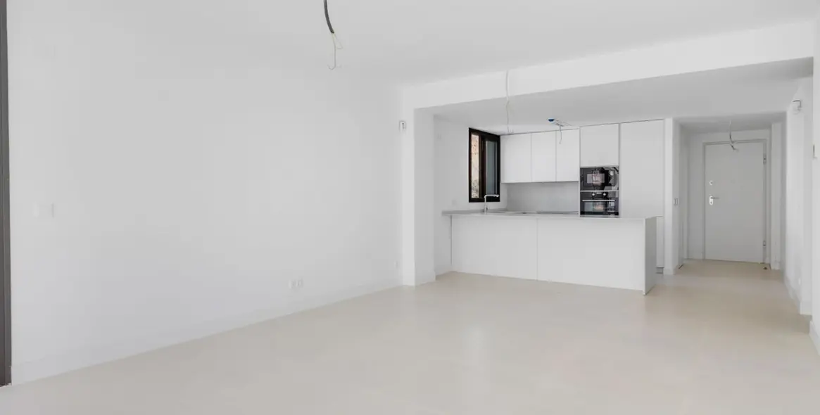 Sale of ground floor apartment in Higueron 14