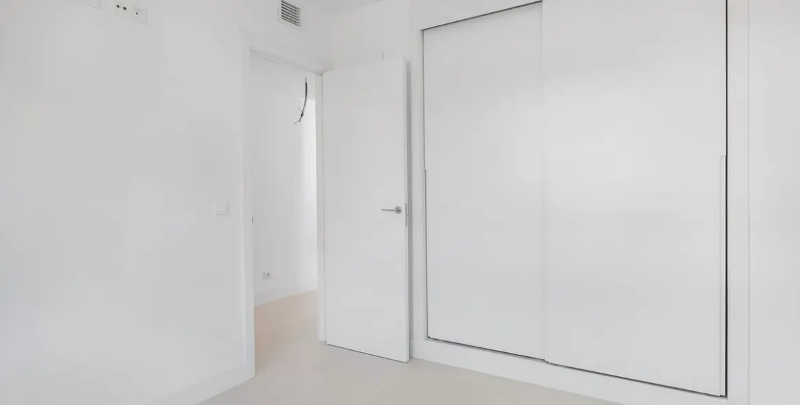Sale of ground floor apartment in Higueron 24