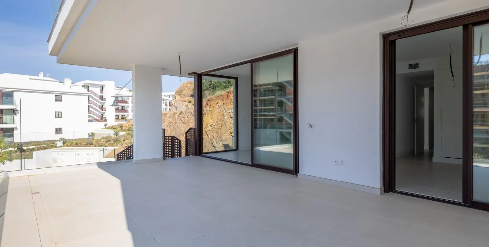 Sale of ground floor apartment in Higueron 6