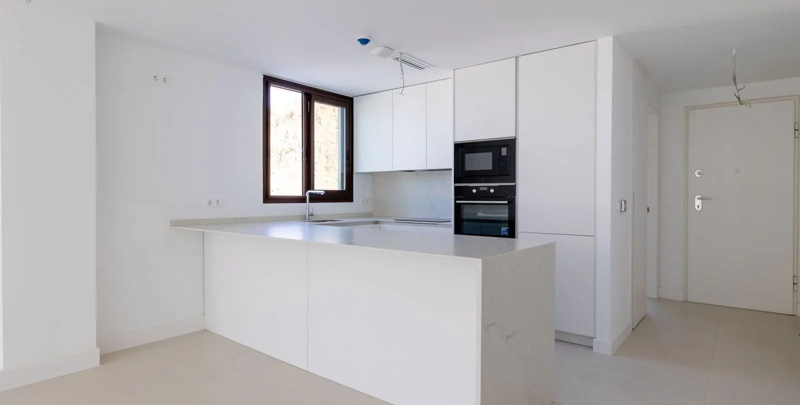 Sale of ground floor apartment in Higueron 15